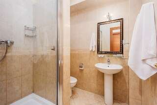 Гостиница Агора Алушта Двухместный номер с 1 кроватью или 2 отдельными кроватями-3