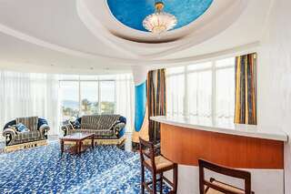 Гостиница Агора Алушта Суперлюкс с видом на море-2